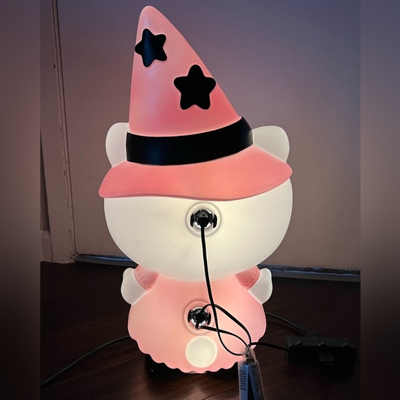 Hello Kitty Halloween Witch Blow Mold - Picture 3 of 12